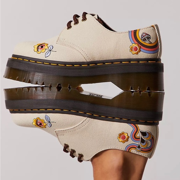 Free people DOC MARTENS 
Vegan 1461 Quad Retro Oxfords - Picture 4 of 8